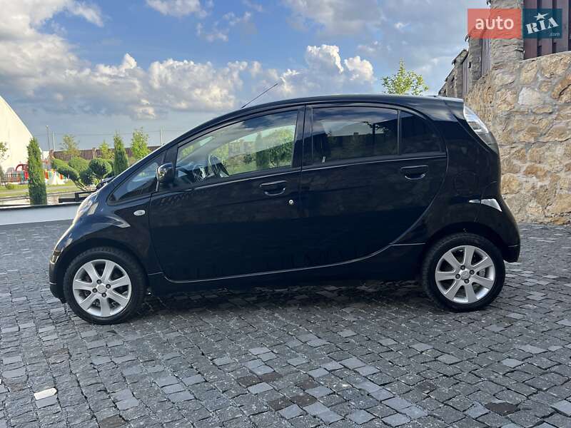 Хетчбек Mitsubishi i-MiEV 2011 в Рівному