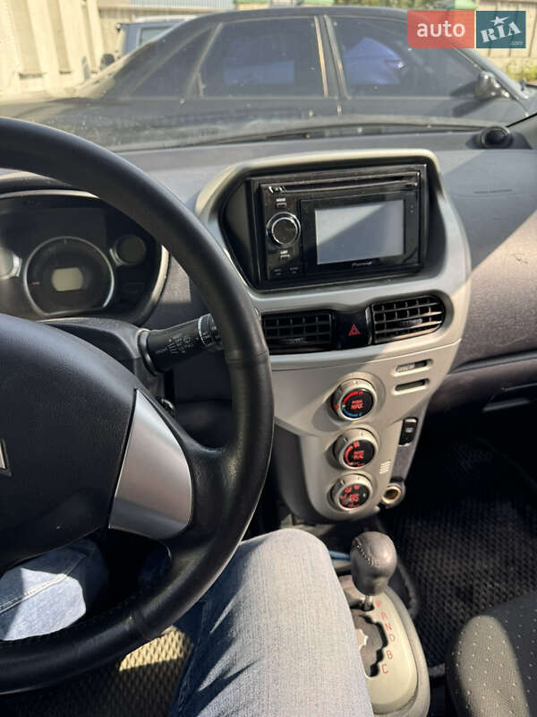 Хэтчбек Mitsubishi i-MiEV 2011 в Золочеве