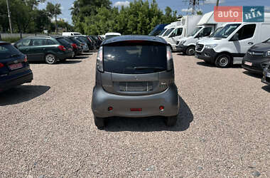 Хэтчбек Mitsubishi i-MiEV 2011 в 