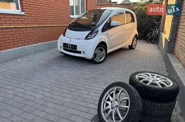 Mitsubishi i-MiEV 2011 Mitsubishi i-MiEV 2011
