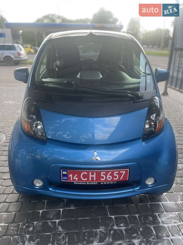 Хэтчбек Mitsubishi i-MiEV 2011 в Львове