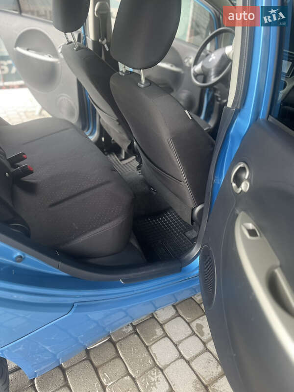 Хэтчбек Mitsubishi i-MiEV 2011 в Львове