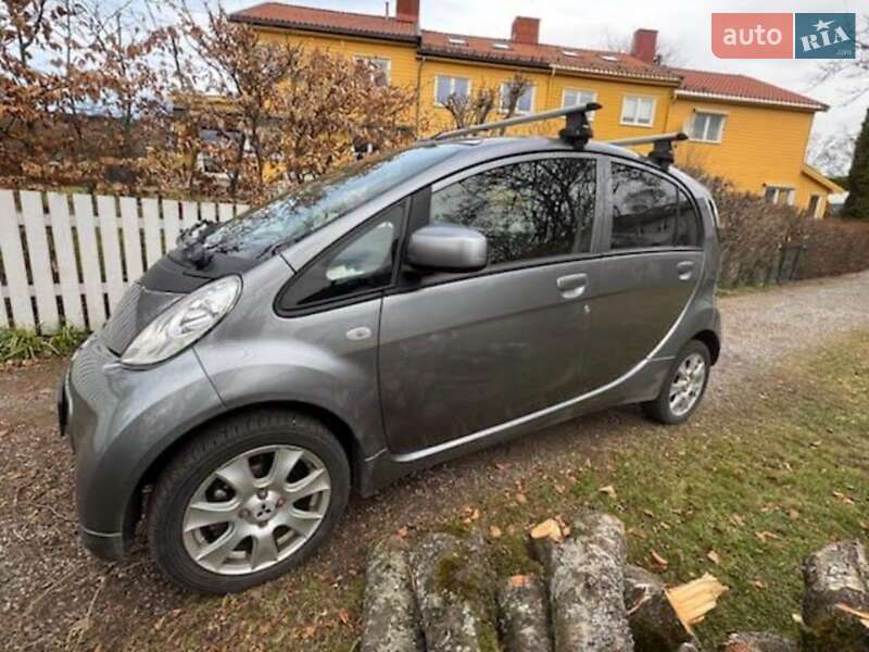 Mitsubishi i-MiEV 2013