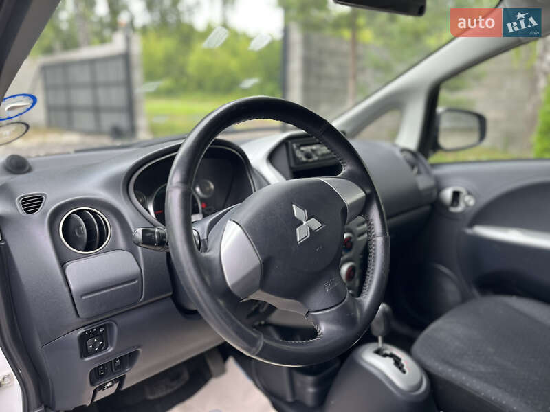 Хетчбек Mitsubishi i-MiEV 2011 в Кременці