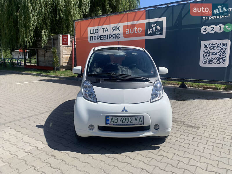 Хетчбек Mitsubishi i-MiEV 2015 в Вінниці