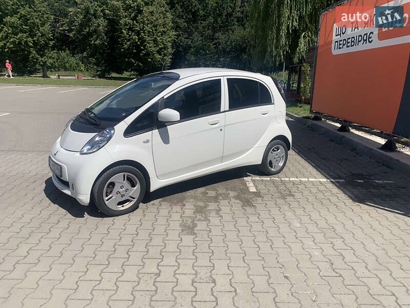 Хетчбек Mitsubishi i-MiEV 2015 в Вінниці