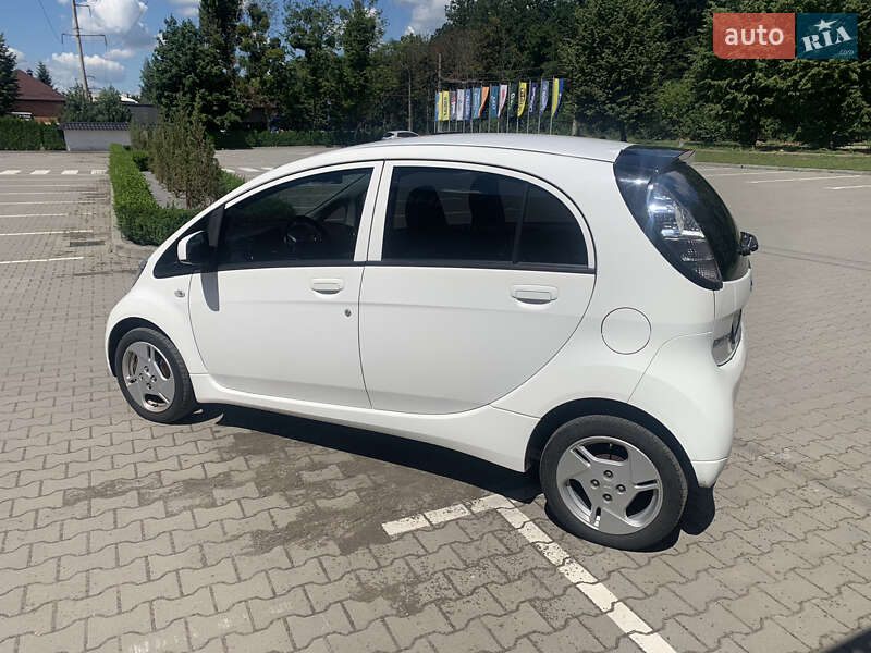 Хетчбек Mitsubishi i-MiEV 2015 в Вінниці