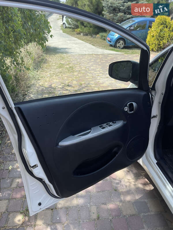 Хетчбек Mitsubishi i-MiEV 2011 в Дніпрі фото 13 Хетчбек Mitsubishi i-MiEV 2011 в Дніпрі