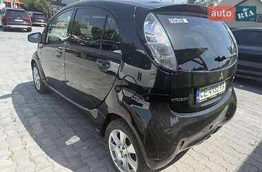 Хэтчбек Mitsubishi i-MiEV 2011 в 