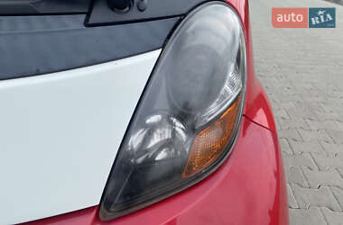 Хэтчбек Mitsubishi i-MiEV 2010 в 