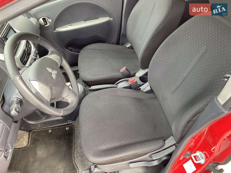 Хетчбек Mitsubishi i-MiEV 2010 в Луцьку