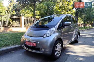 Mitsubishi i-MiEV 2013 Mitsubishi i-MiEV 2013