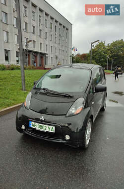 Mitsubishi i-MiEV 2012 Mitsubishi i-MiEV 2012
