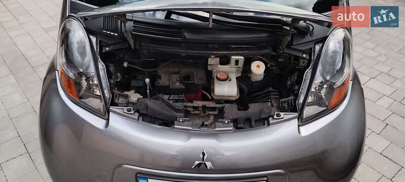 Хэтчбек Mitsubishi i-MiEV 2010 в Луцке