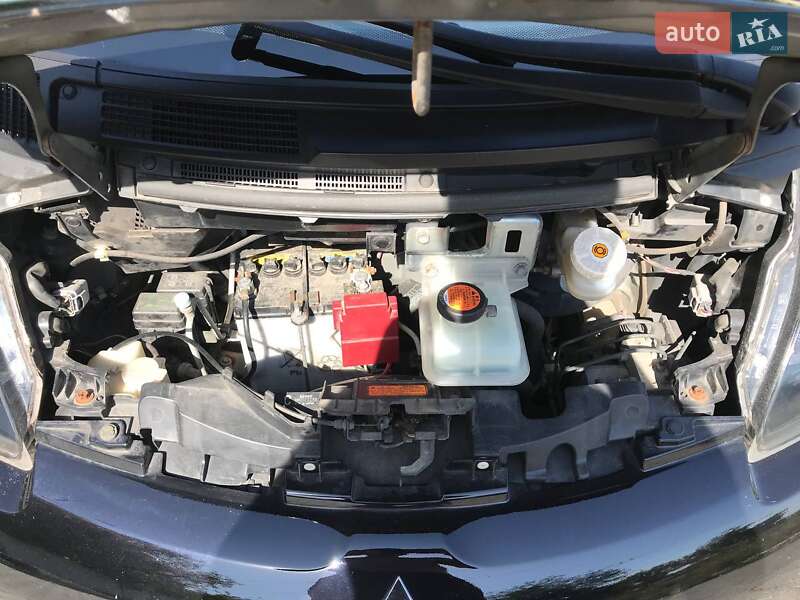 Хэтчбек Mitsubishi i-MiEV 2011 в Днепре фото 16 Хэтчбек Mitsubishi i-MiEV 2011 в Днепре