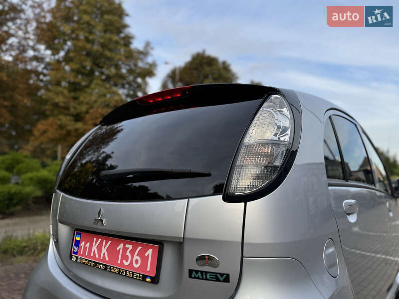 Хэтчбек Mitsubishi i-MiEV 2015 в Луцке