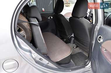 Хетчбек Mitsubishi i-MiEV 2011 в 