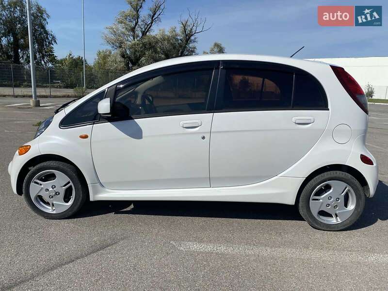 Хэтчбек Mitsubishi i-MiEV 2014 в Черновцах фото 2 Хэтчбек Mitsubishi i-MiEV 2014 в Черновцах
