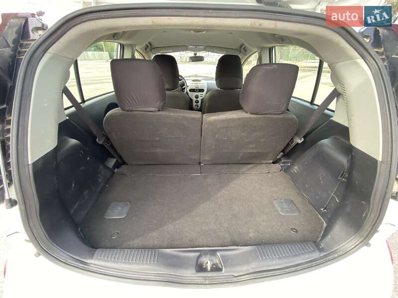 Хэтчбек Mitsubishi i-MiEV 2012 в Черновцах фото 12 Хэтчбек Mitsubishi i-MiEV 2012 в Черновцах