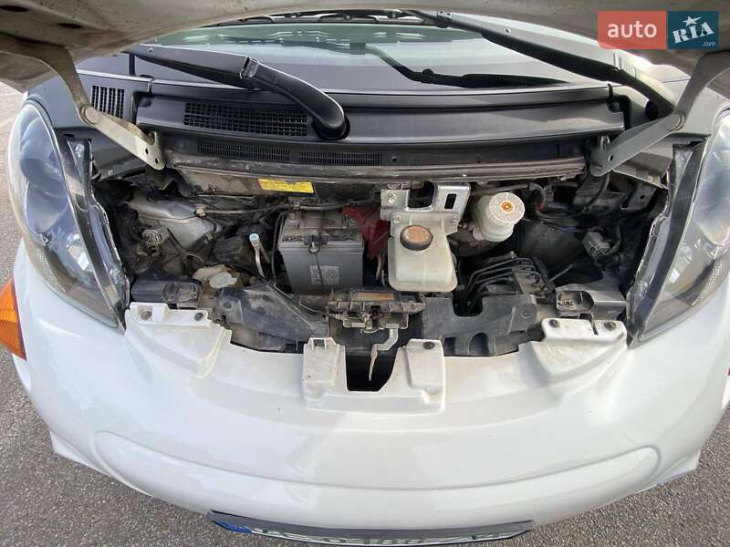 Хэтчбек Mitsubishi i-MiEV 2012 в Черновцах фото 14 Хэтчбек Mitsubishi i-MiEV 2012 в Черновцах