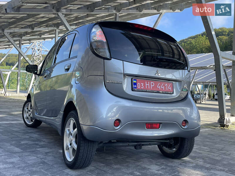 Хэтчбек Mitsubishi i-MiEV 2011 в Львове