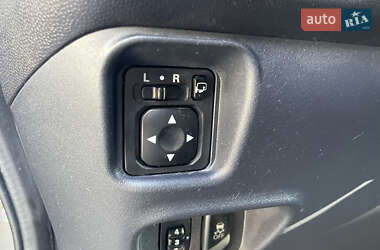 Хэтчбек Mitsubishi i-MiEV 2011 в 