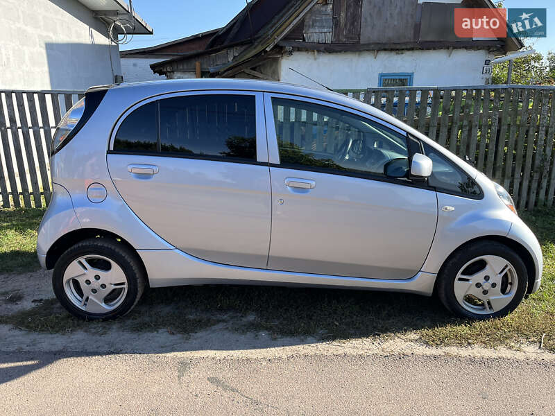 Хэтчбек Mitsubishi i-MiEV 2011 в Житомире фото 3 Хэтчбек Mitsubishi i-MiEV 2011 в Житомире