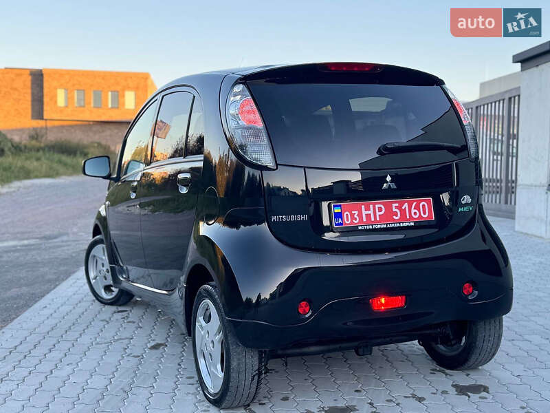 Хэтчбек Mitsubishi i-MiEV 2012 в Львове