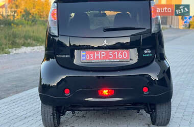 Хэтчбек Mitsubishi i-MiEV 2012 в 