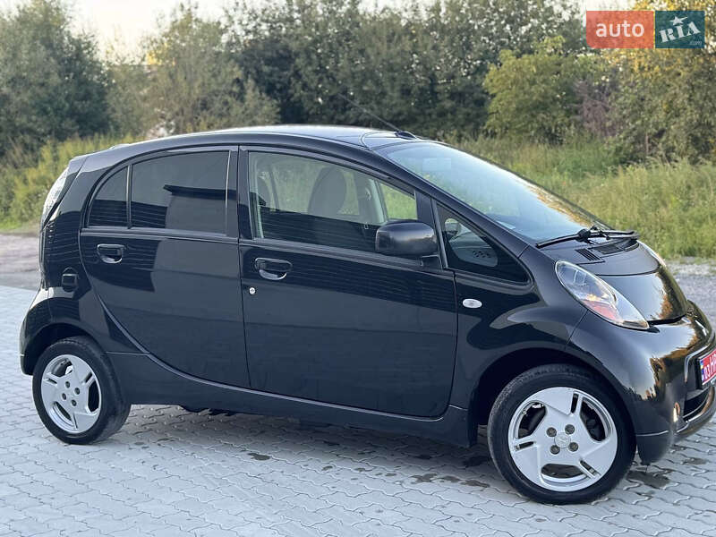 Хэтчбек Mitsubishi i-MiEV 2012 в Львове