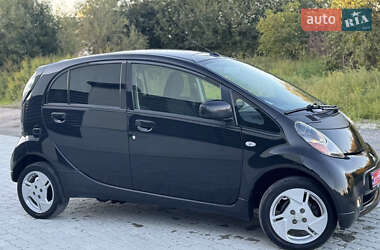 Хэтчбек Mitsubishi i-MiEV 2012 в 