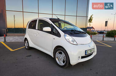Хэтчбек Mitsubishi i-MiEV 2016 в Львове