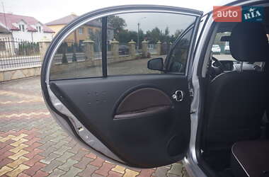 Хэтчбек Mitsubishi i-MiEV 2014 в 