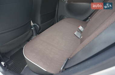 Хэтчбек Mitsubishi i-MiEV 2014 в 