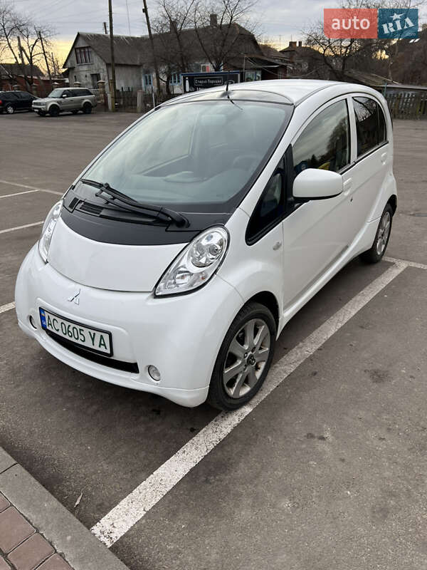 Хэтчбек Mitsubishi i-MiEV 2014 в Владимире