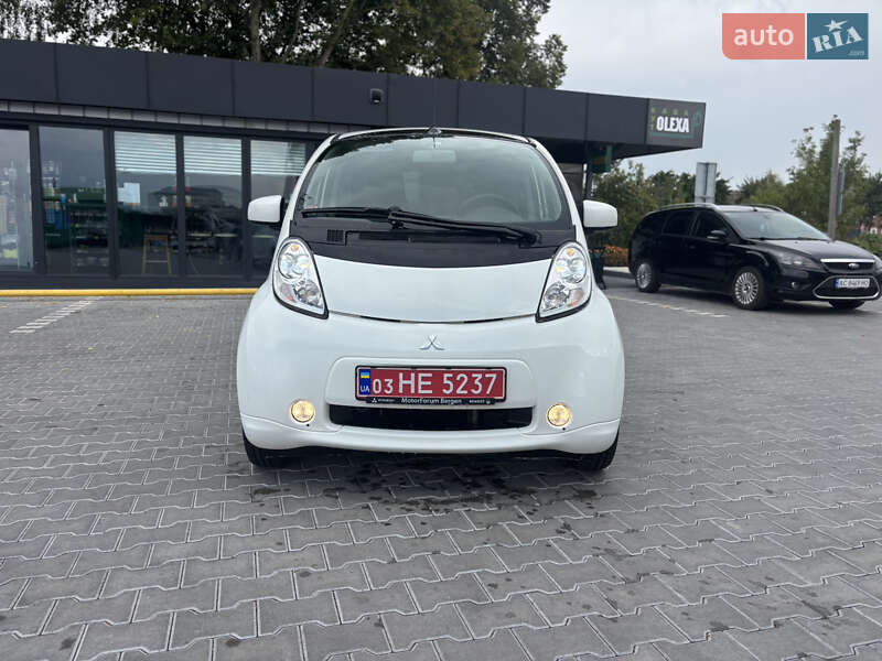 Mitsubishi i-MiEV 2013