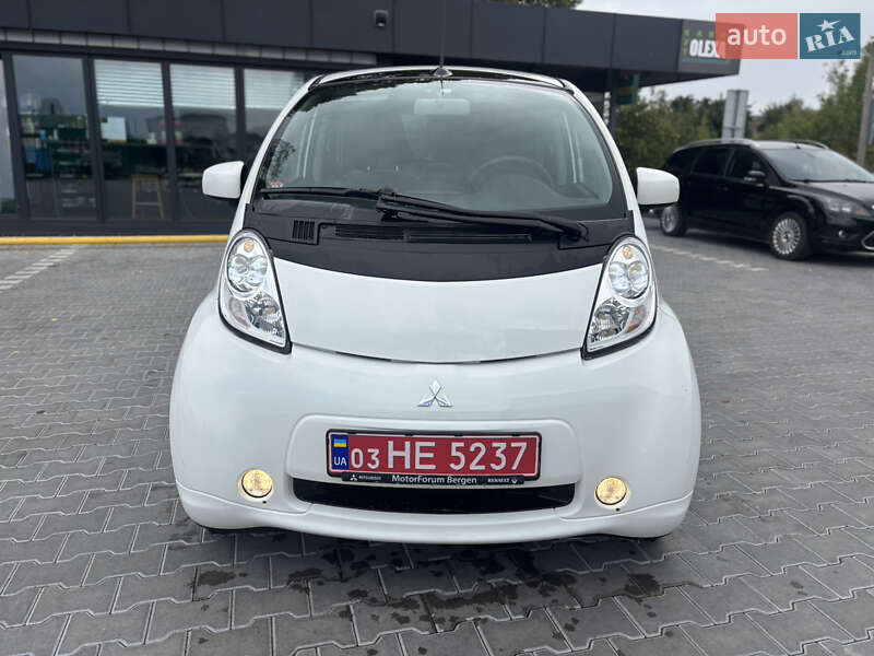 Хэтчбек Mitsubishi i-MiEV 2013 в Владимире