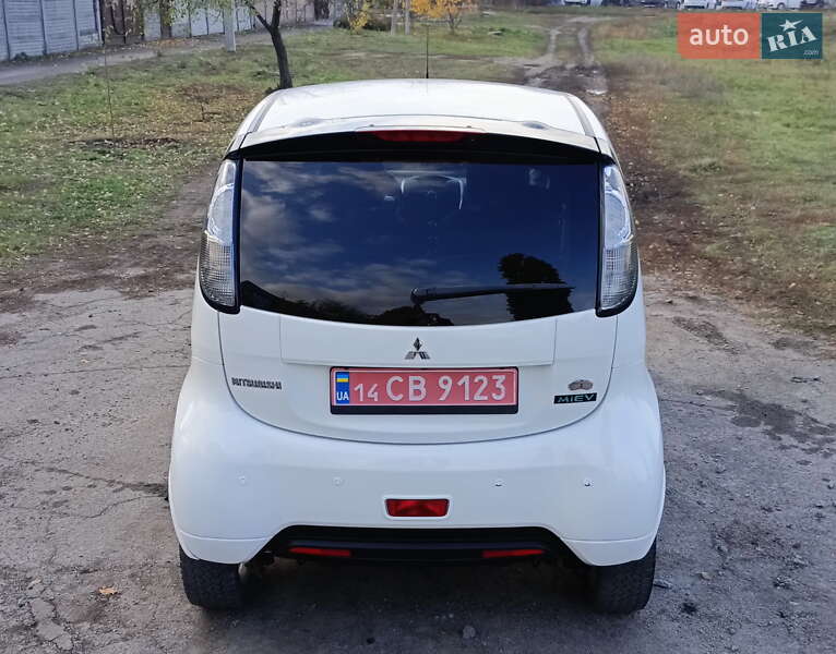 Хэтчбек Mitsubishi i-MiEV 2014 в Павлограде