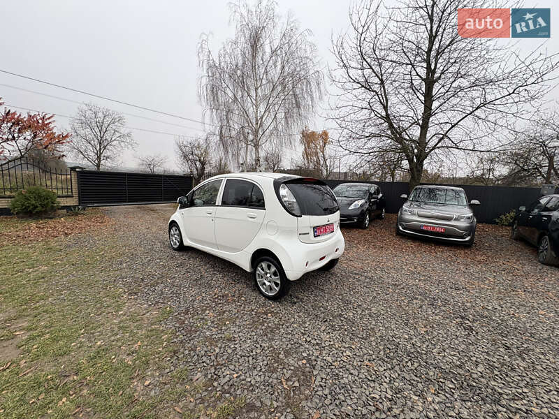 Хэтчбек Mitsubishi i-MiEV 2014 в Луцке