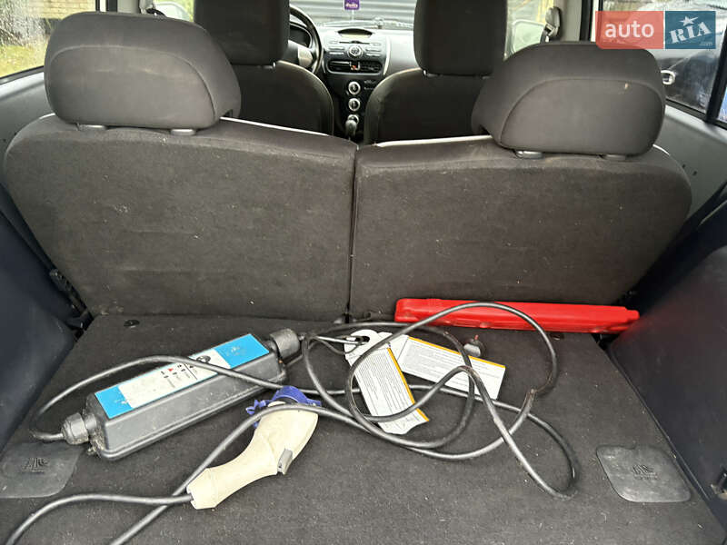 Хэтчбек Mitsubishi i-MiEV 2014 в Луцке