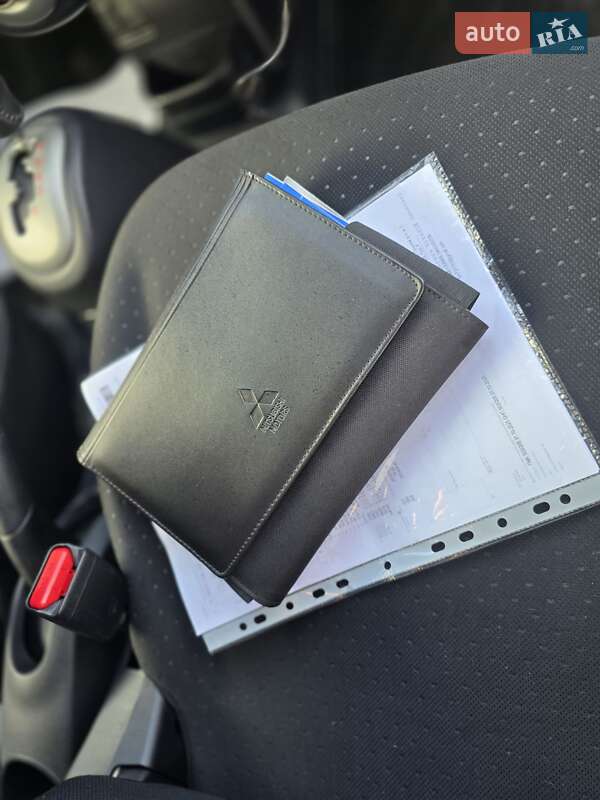 Хетчбек Mitsubishi i-MiEV 2011 в Луцьку фото 54 Хетчбек Mitsubishi i-MiEV 2011 в Луцьку