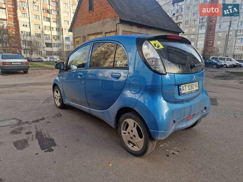 Хэтчбек Mitsubishi i-MiEV 2012 в Ивано-Франковске