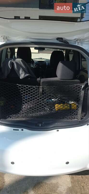 Хэтчбек Mitsubishi i-MiEV 2012 в Черновцах фото 20 Хэтчбек Mitsubishi i-MiEV 2012 в Черновцах