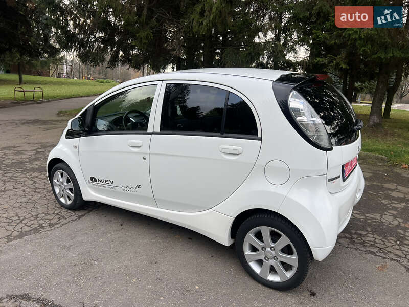 Хэтчбек Mitsubishi i-MiEV 2013 в Ровно фото 5 Хэтчбек Mitsubishi i-MiEV 2013 в Ровно