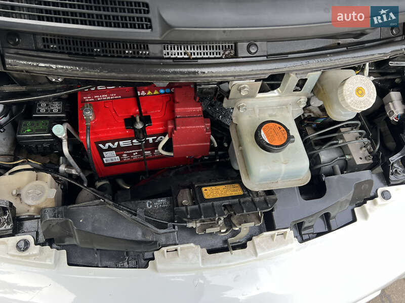 Хэтчбек Mitsubishi i-MiEV 2013 в Ровно фото 36 Хэтчбек Mitsubishi i-MiEV 2013 в Ровно