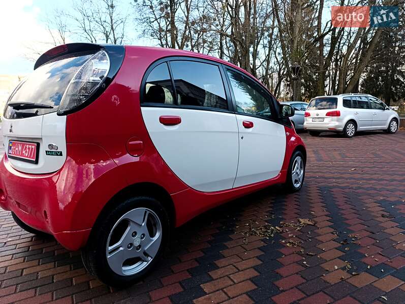 Хетчбек Mitsubishi i-MiEV 2011 в Звягелі