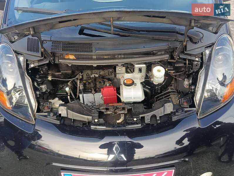 Хэтчбек Mitsubishi i-MiEV 2011 в Днепре фото 4 Хэтчбек Mitsubishi i-MiEV 2011 в Днепре