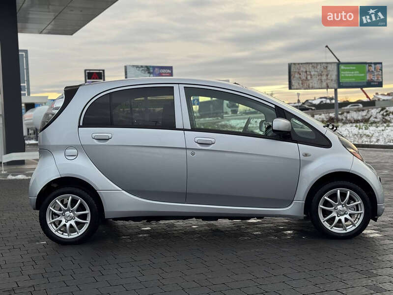 Хэтчбек Mitsubishi i-MiEV 2012 в Львове