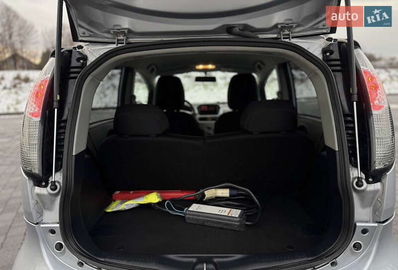 Хэтчбек Mitsubishi i-MiEV 2012 в Львове