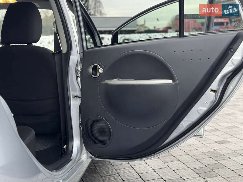 Хэтчбек Mitsubishi i-MiEV 2012 в Львове